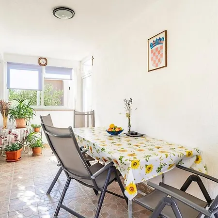 Apartament 3 With Pool